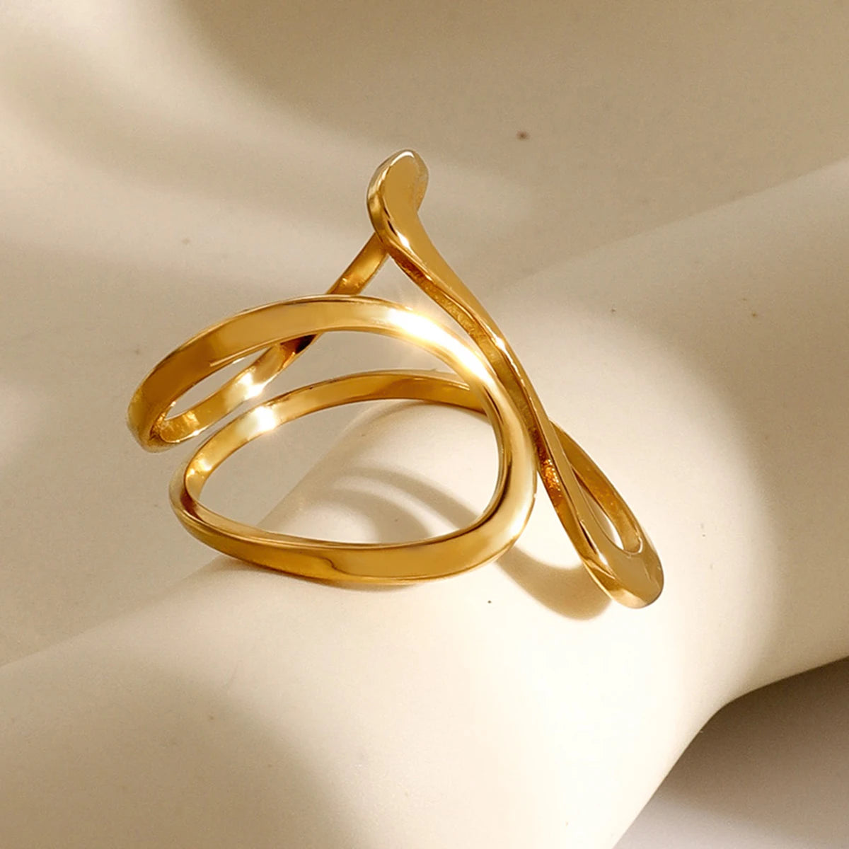 Geometric ring