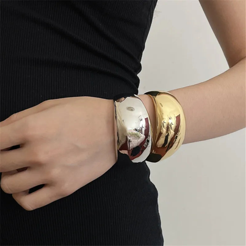 Unisex Metal Curved Smooth-surface Open Bracelets