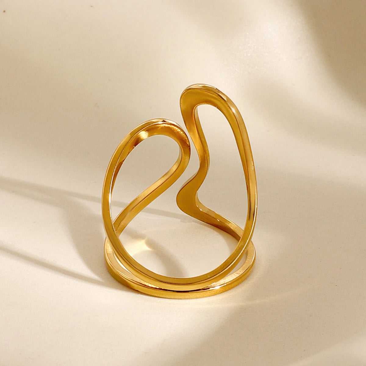 Geometric ring